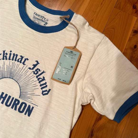 NEWđź’™FAHERTY Sunwashed Slub Camp Tee in Blue $88 - Picture 5 of 9